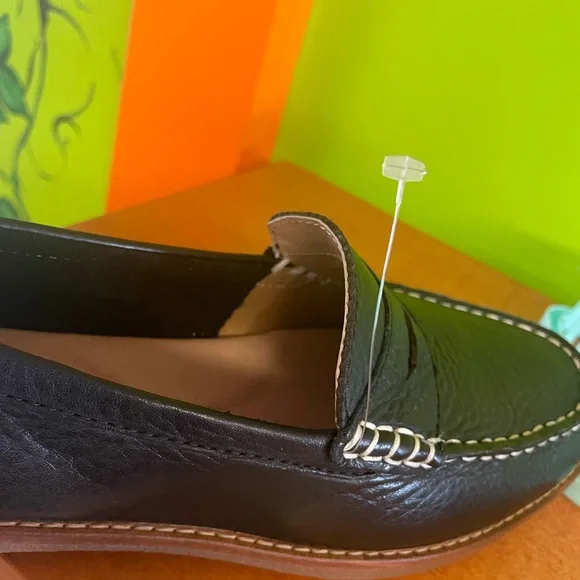 SPERRY .Elegant,Black Leather Loafers. New. - Picture 6 of 8